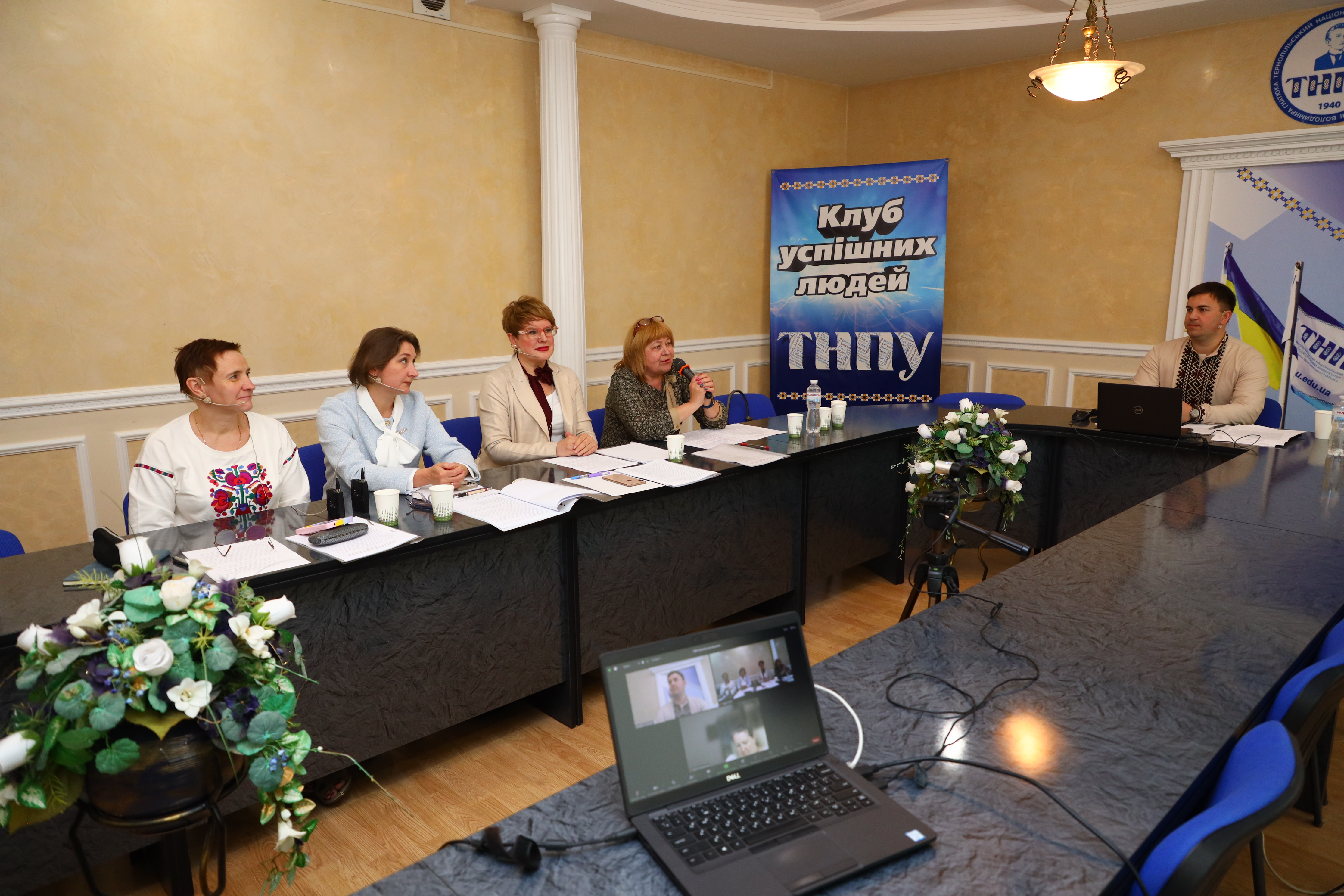 Триває засідання разової спеціалізованої вченої ради ДФ 58.053.054